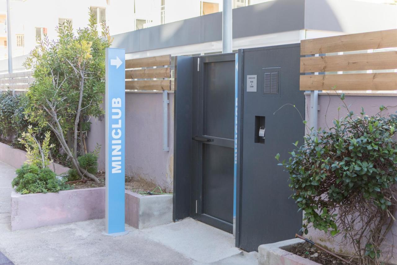 Apartamentos Turisticos Augustus Cambrils Eksteriør billede